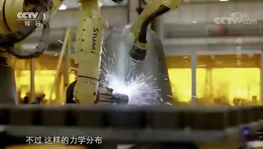 斯图助力重工制造——掘进机智能焊接设备！